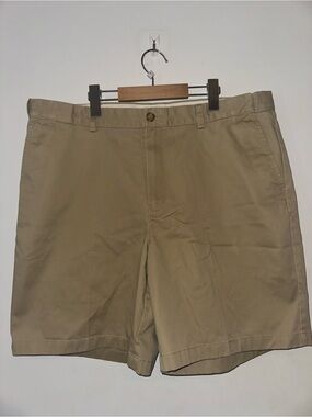 L.L. Bean Tan Flat-Front Men's Shorts
